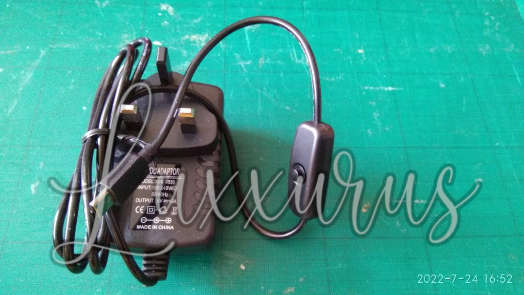 UK RaspBerry Pi Power Supply